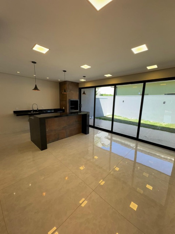 Casa à venda no Ecoville: 