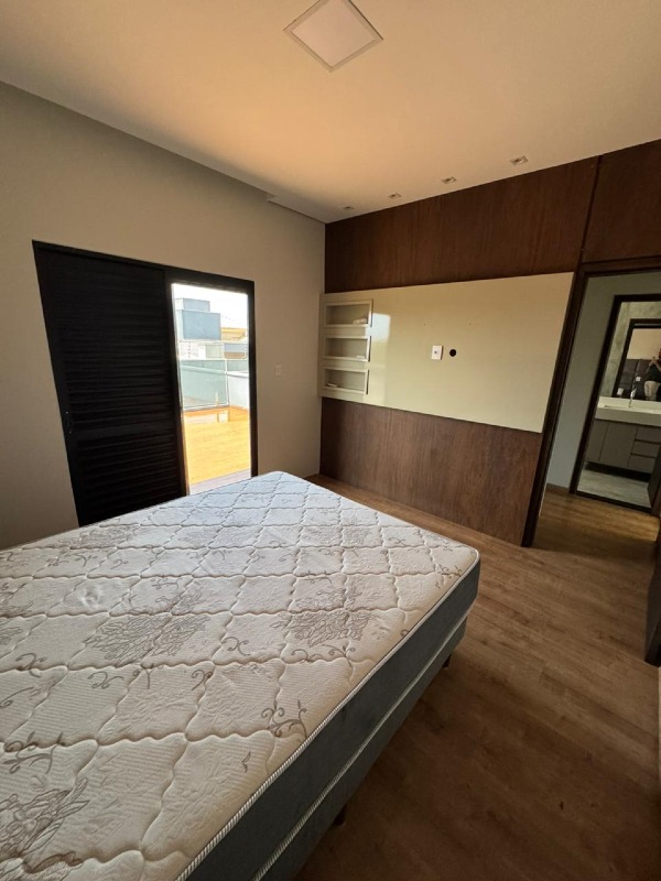 Casa à venda no Parque Alvorada: 