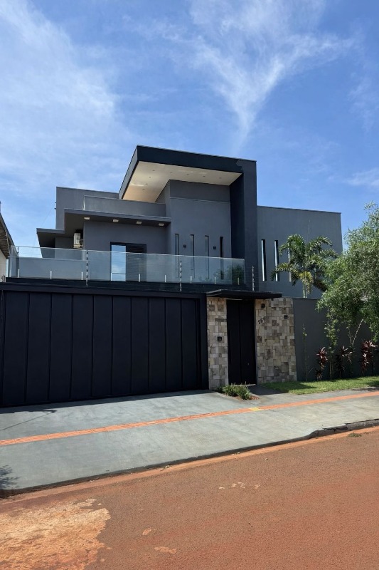 Casa à venda no Parque Alvorada: 