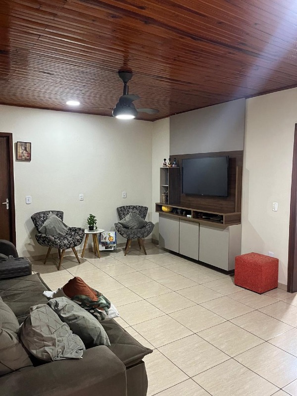 Casa à venda no Conjunto Habitacional Izidro Pedroso: 