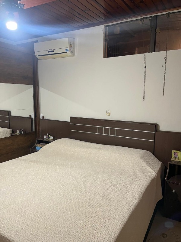 Casa à venda no Conjunto Habitacional Izidro Pedroso: 