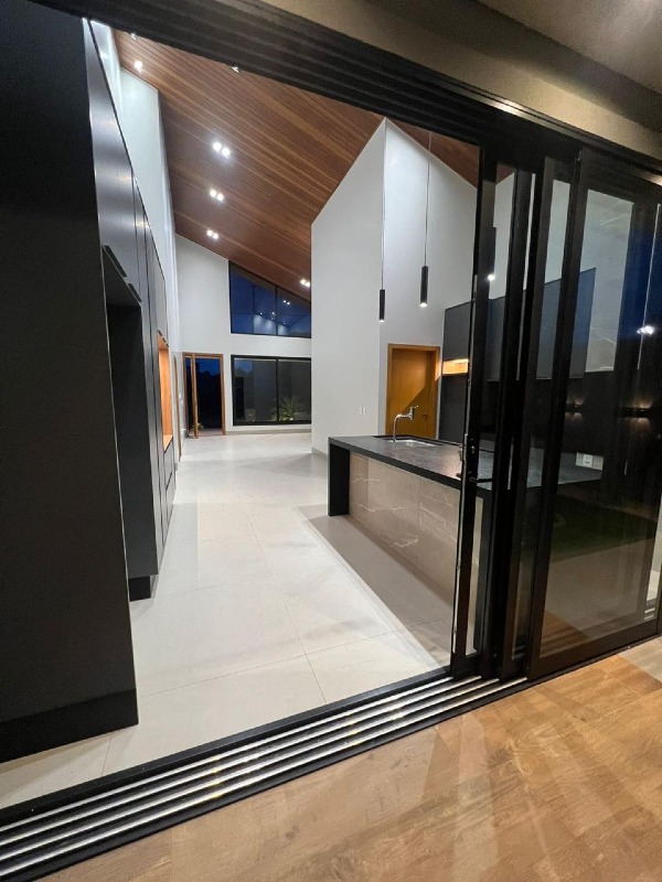 Casa à venda no PORTO ROYALE: 