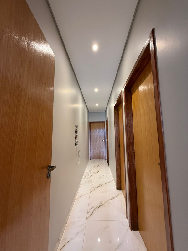 Casa à venda no Conjunto Residencial Monte Carlo: 