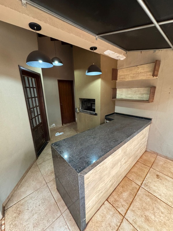 Casa para aluguel no Jardim São Pedro: 