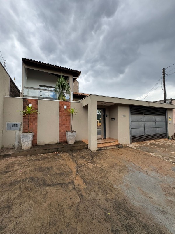 Casa para aluguel no Jardim São Pedro: 