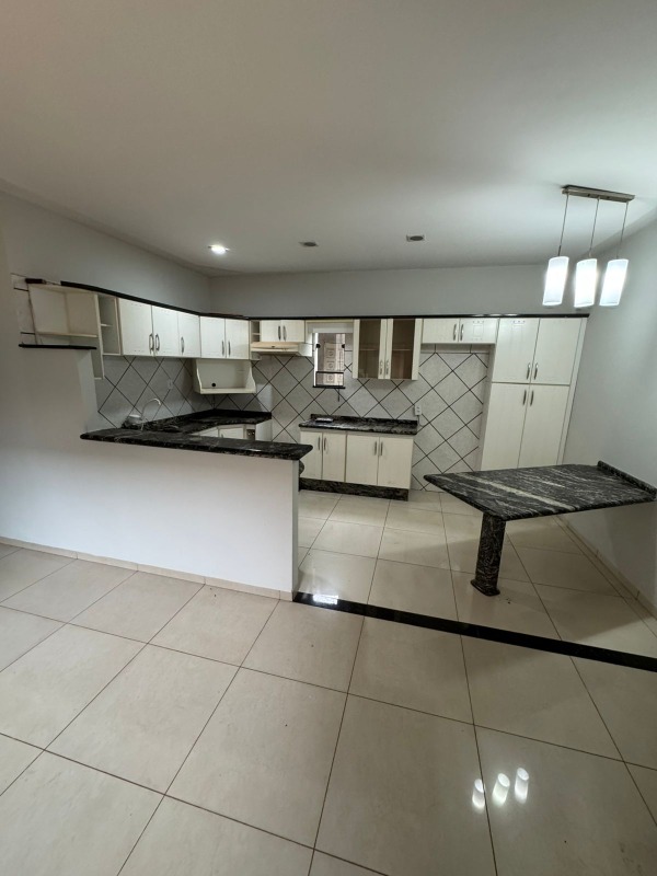 Casa para aluguel no Jardim São Pedro: 