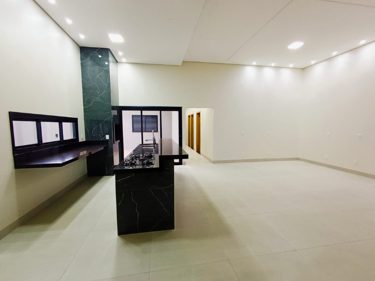 Casa para aluguel no GOLDEN PARK: 