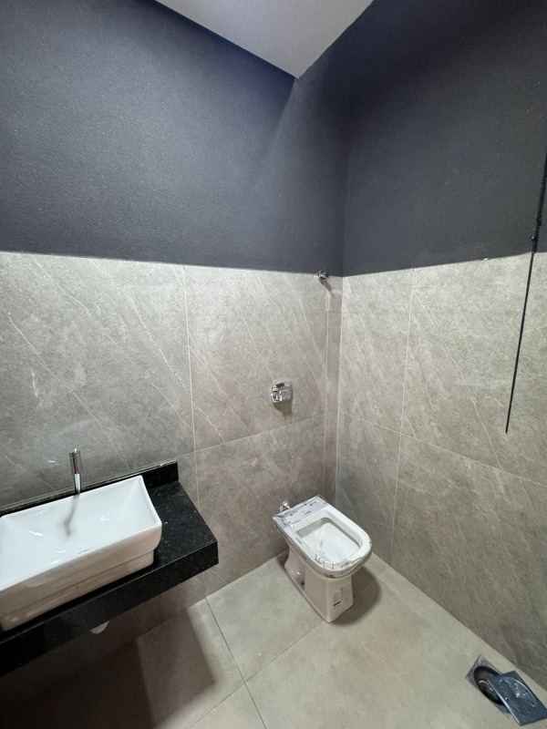 Casa à venda no JARDIM SANTO ANDRÉ: 