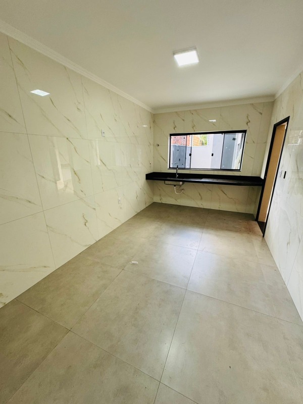 Casa à venda no JARDIM SANTO ANDRÉ: 