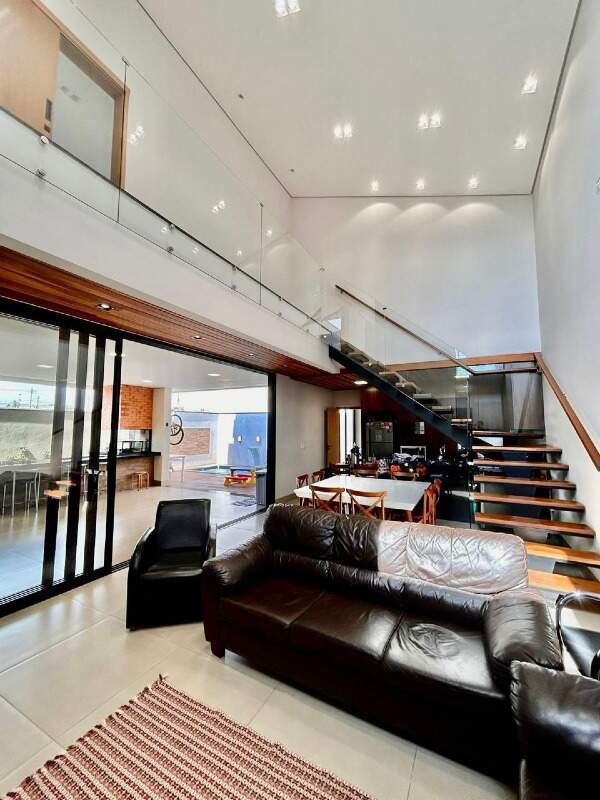 Casa para aluguel no Porto Seguro: 