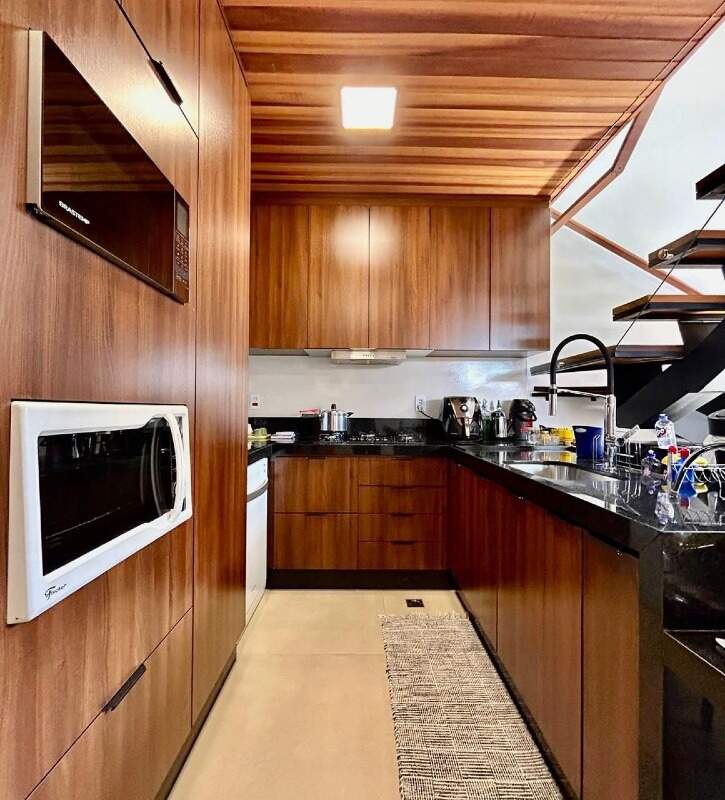 Casa para aluguel no Porto Seguro: 