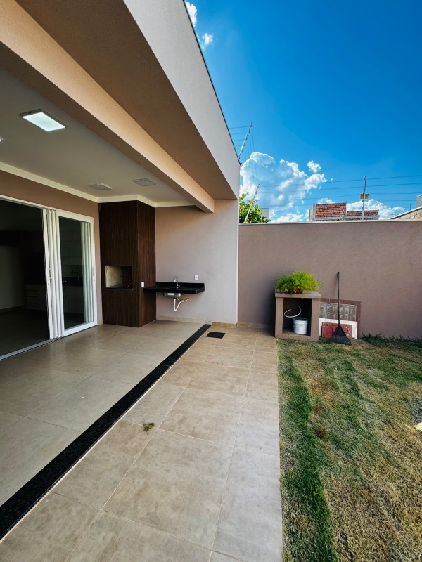 Casa à venda no CRISTHAIS II: 