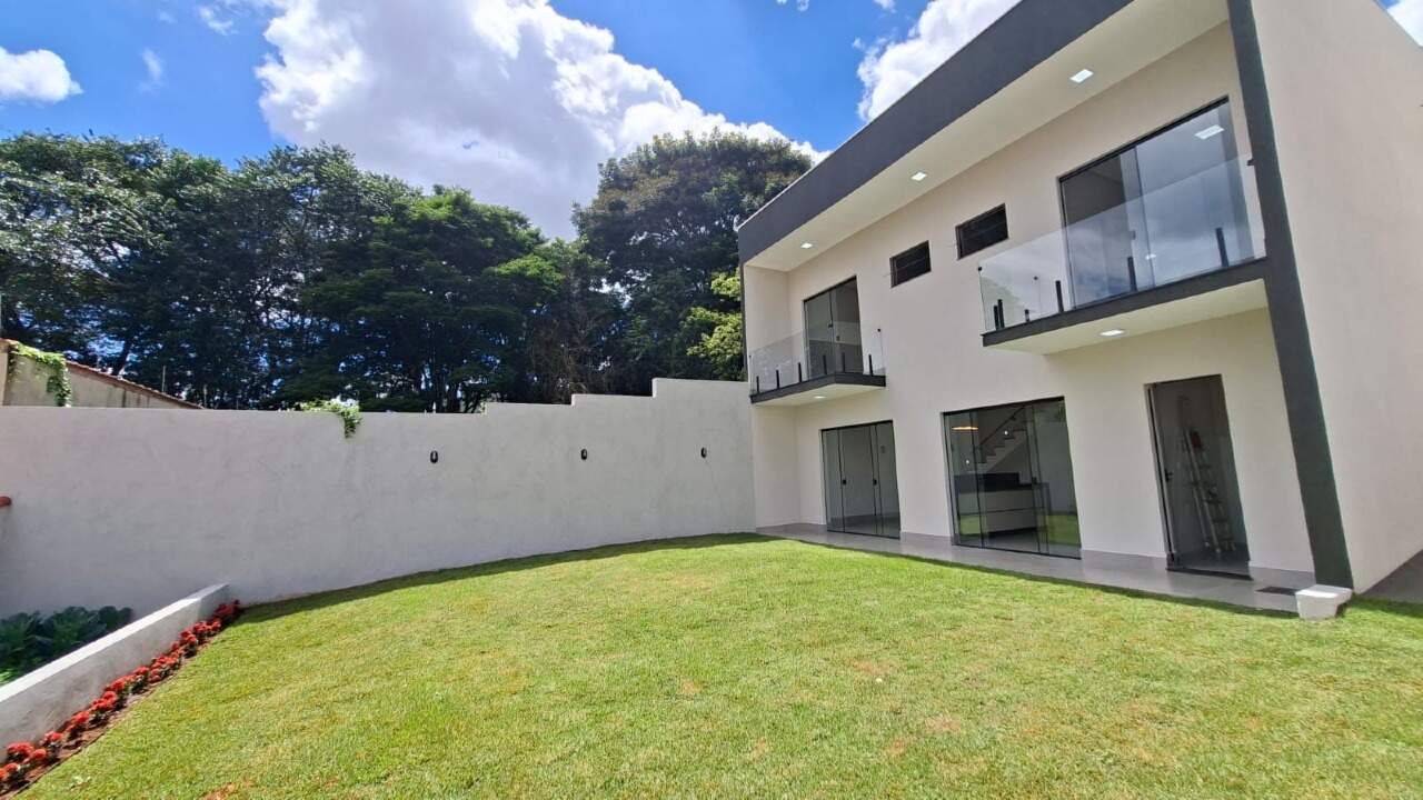 Casa à venda no Jardim Aeroporto : 