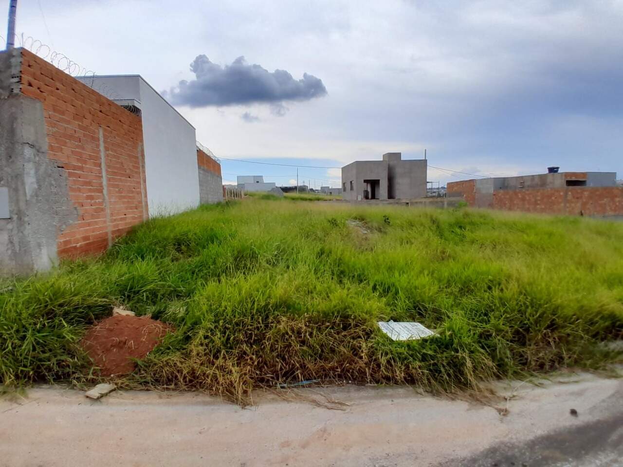 Lote à venda no Jardim Nova Alfenas: 
