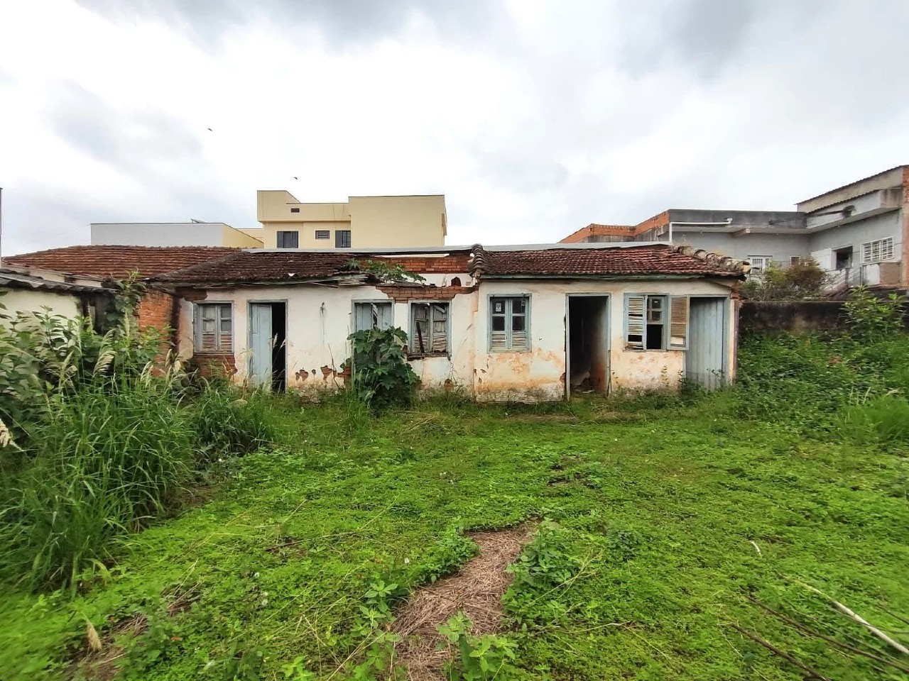Casa à venda no Centro: 
