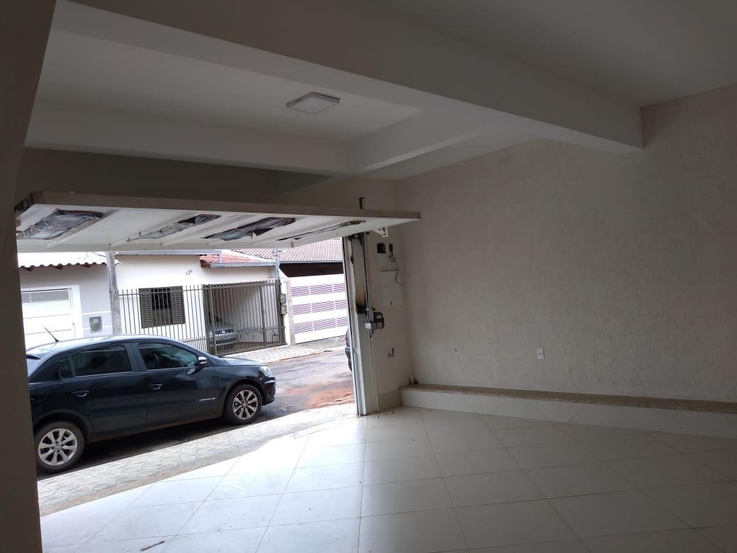 Casa para aluguel no Jardim Aeroporto : 