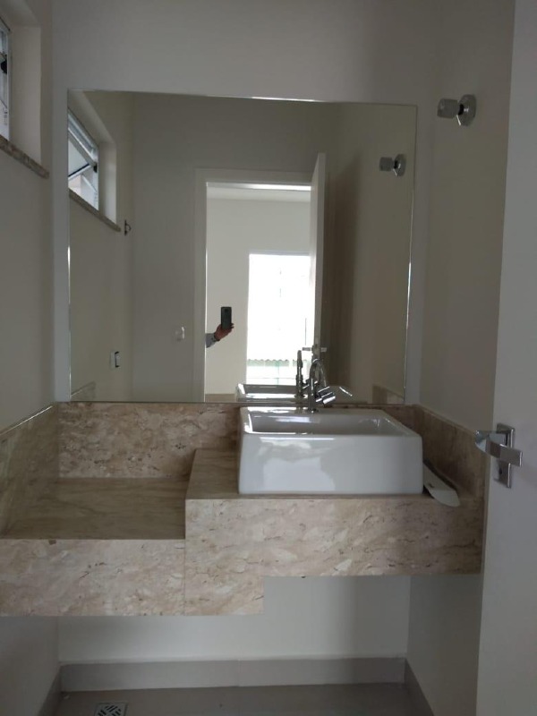 Casa para aluguel no Jardim Aeroporto : 