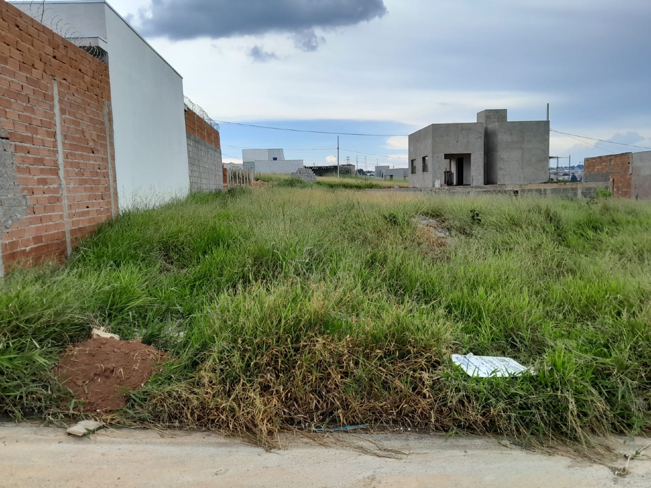 Lote à venda no Jardim Nova Alfenas: 