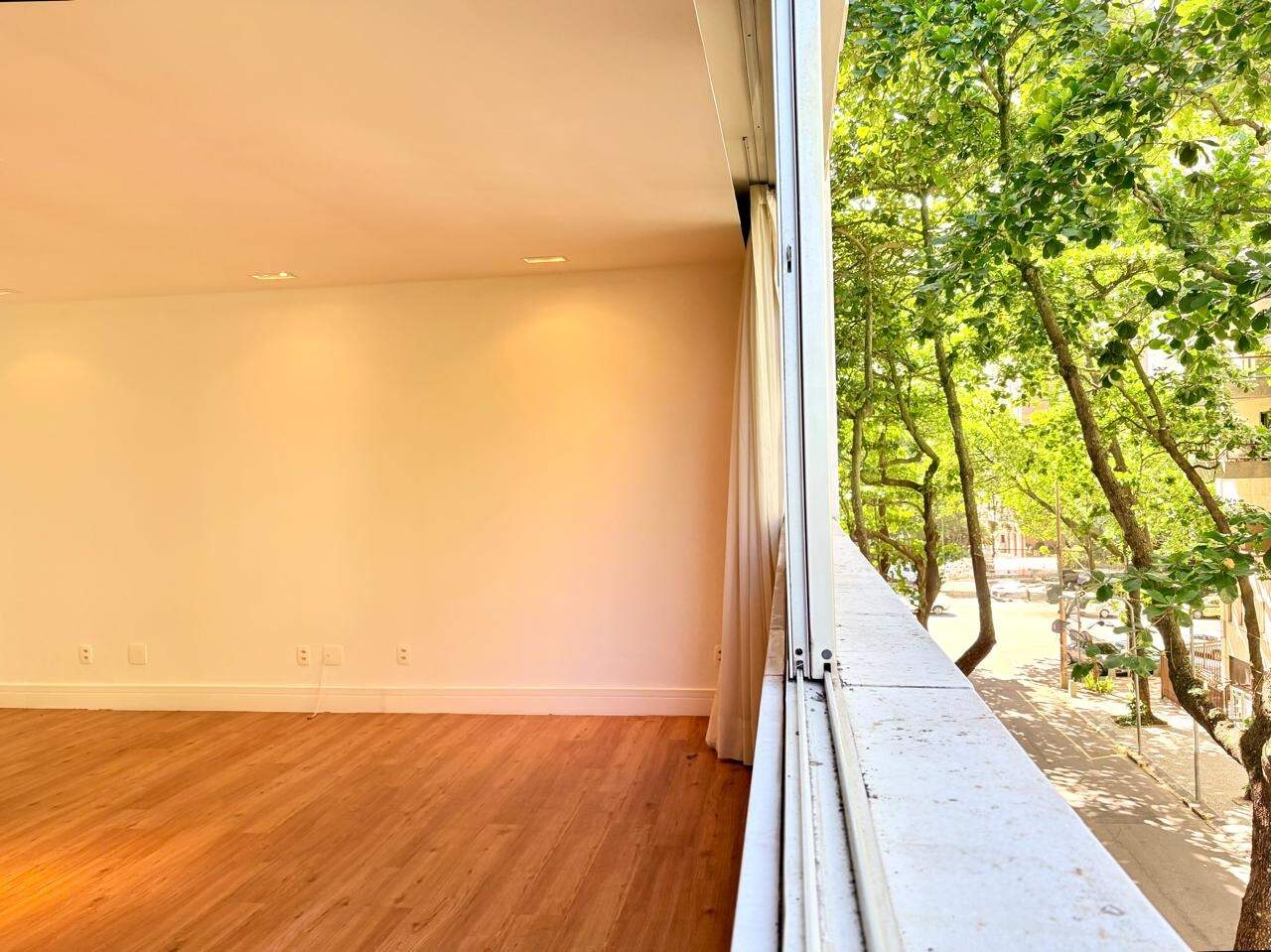 Apartamento à venda no Leblon: 