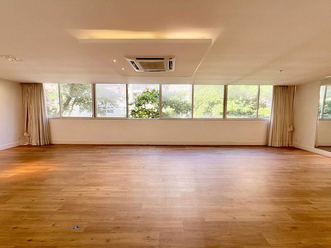 Apartamento à venda no Leblon: 