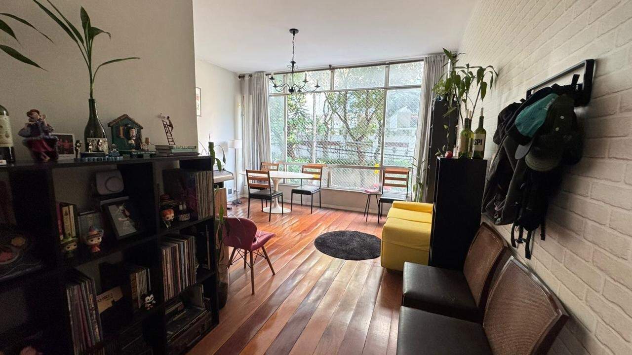 Apartamento à venda no Humaitá: 