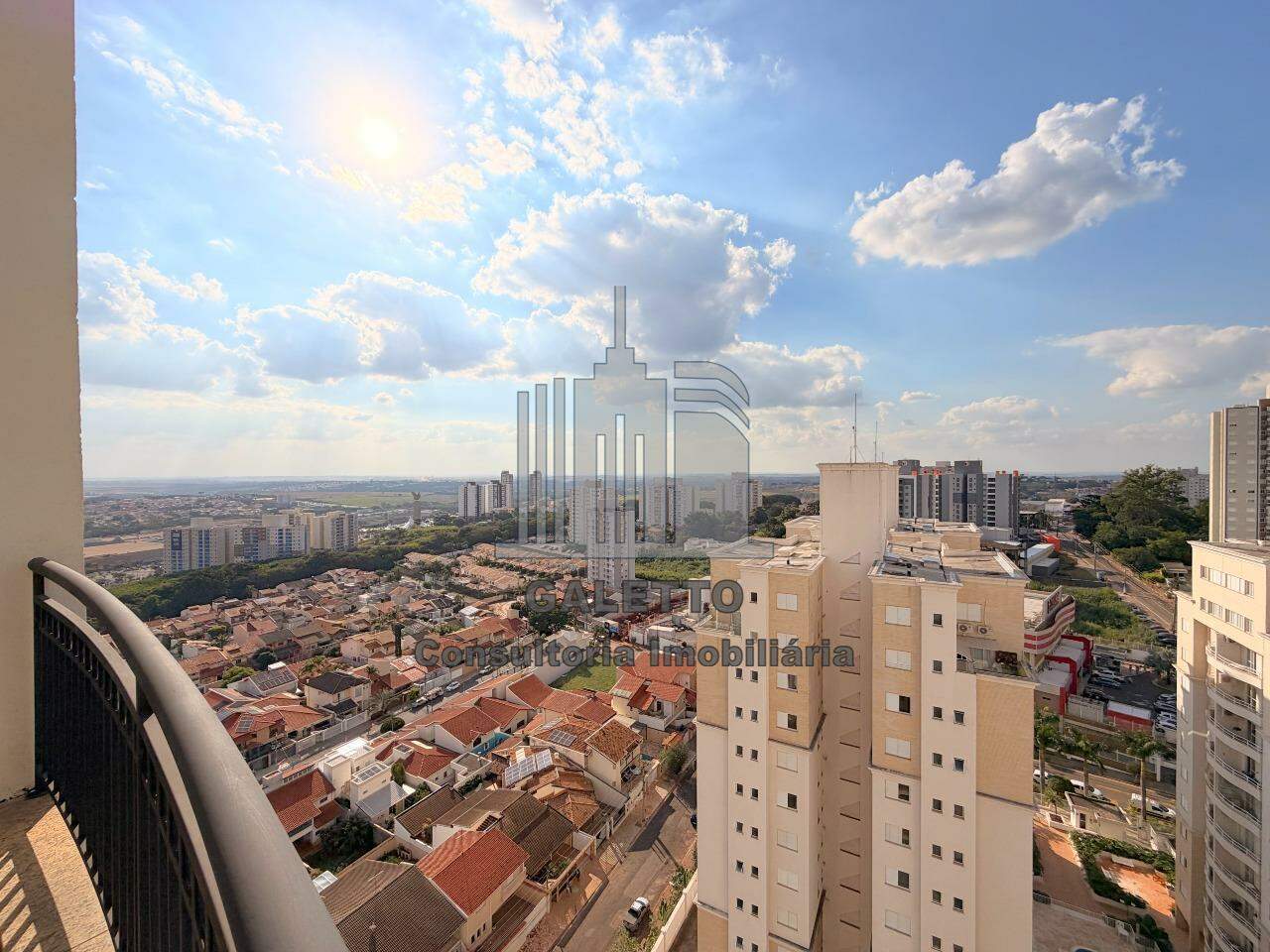 Apartamento à venda no MANSÕES SANTO ANTÔNIO: 