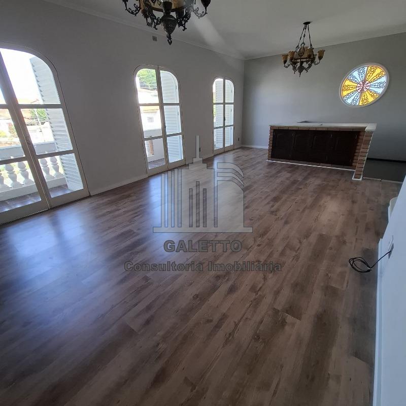 Casa à venda no Jardim Leonor: 