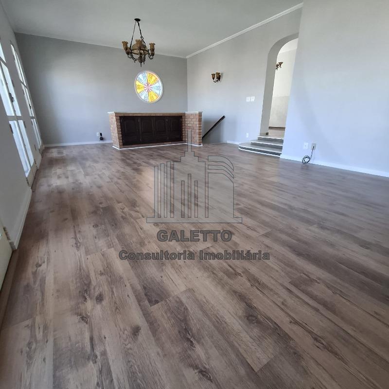 Casa à venda no Jardim Leonor: 