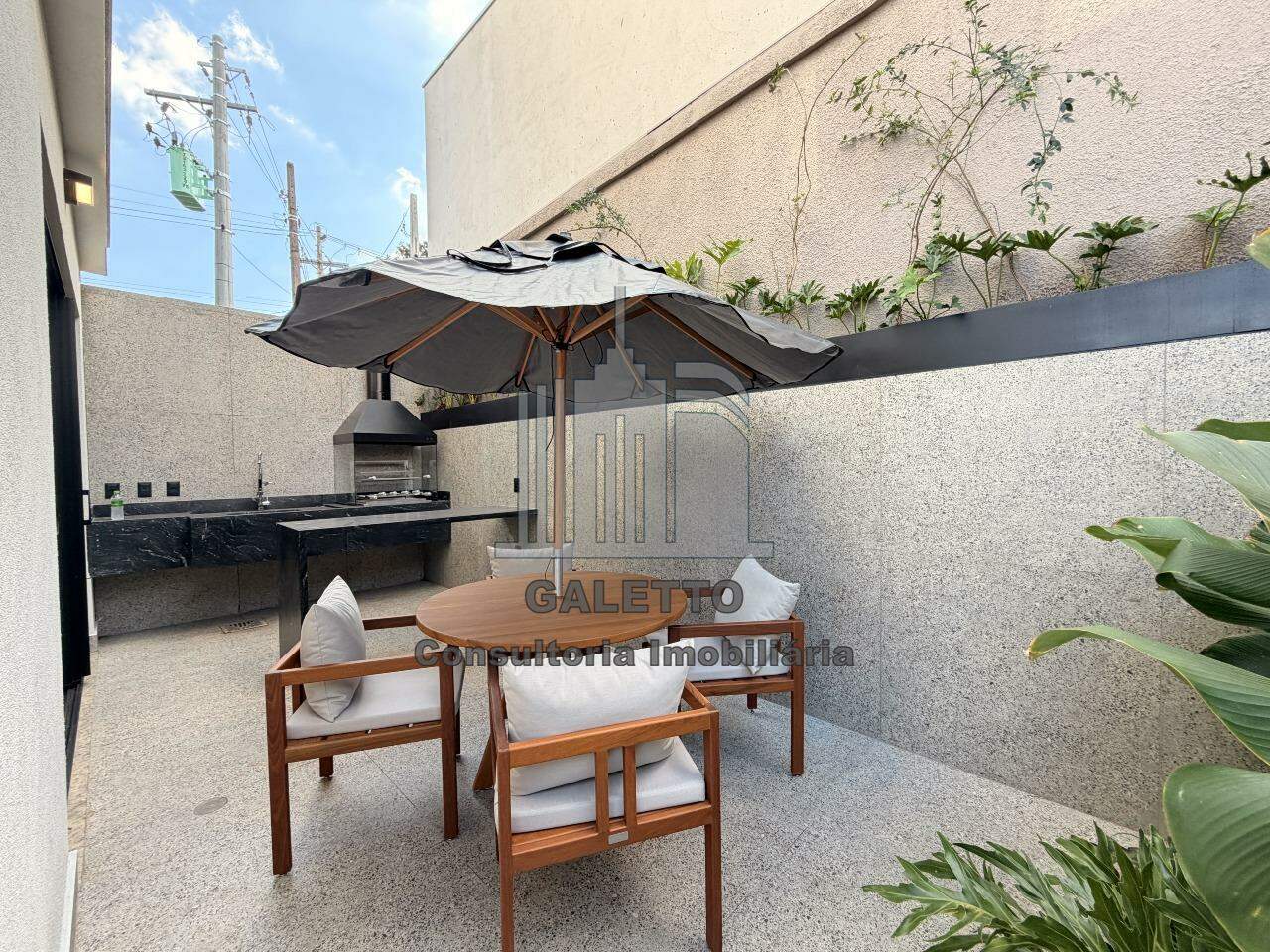 Casa à venda no PARQUE TAQUARAL: 