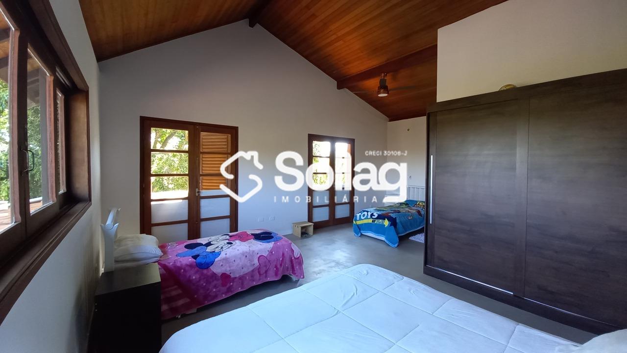 Casa em condomínio à venda no Condomínio Chácaras do Lago: 