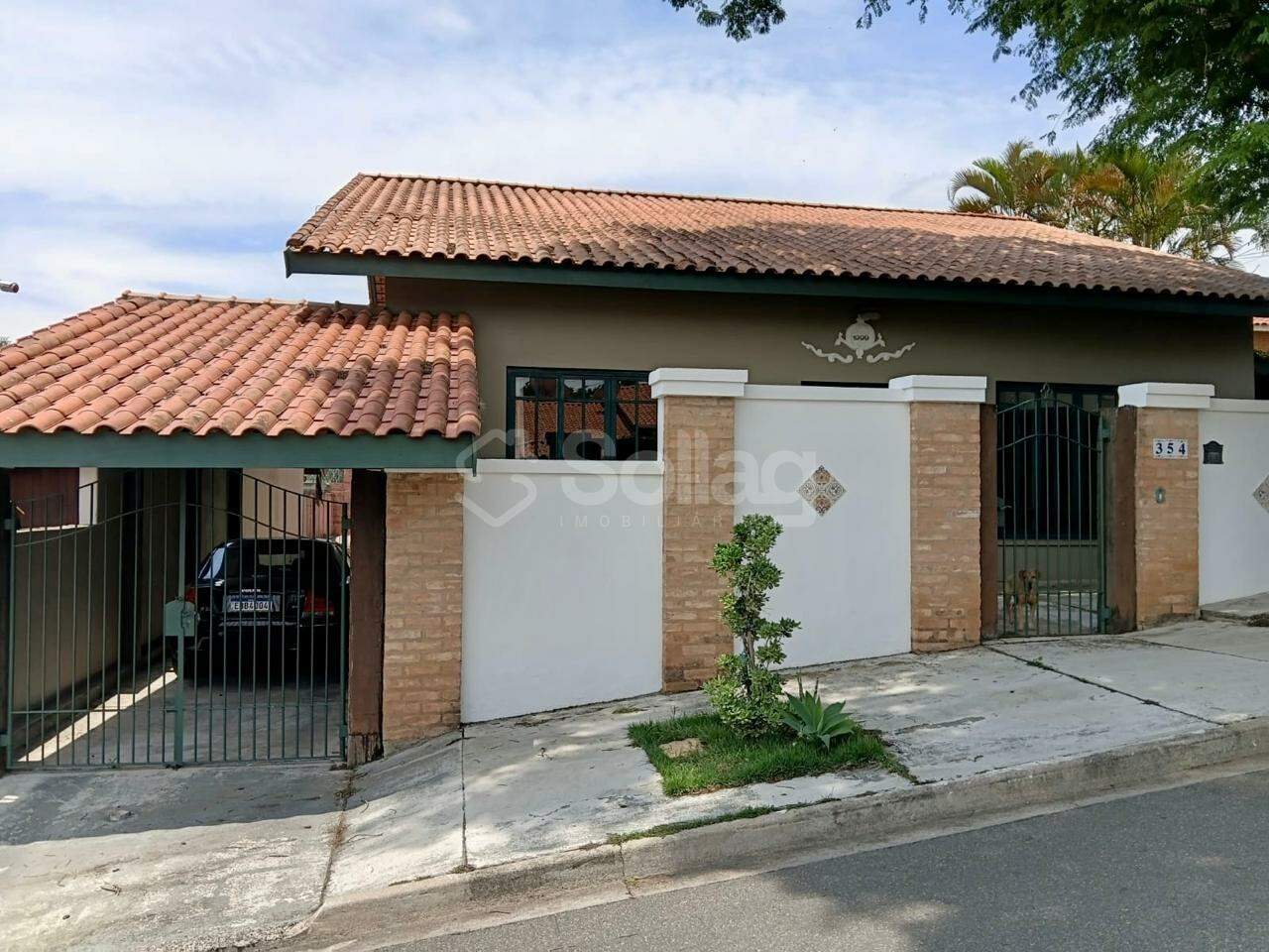 Casa à venda no Bosque: 