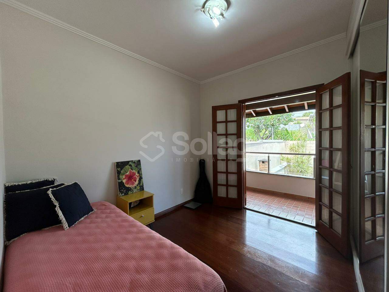 Casa em condomínio à venda no Condomínio Grape Village: