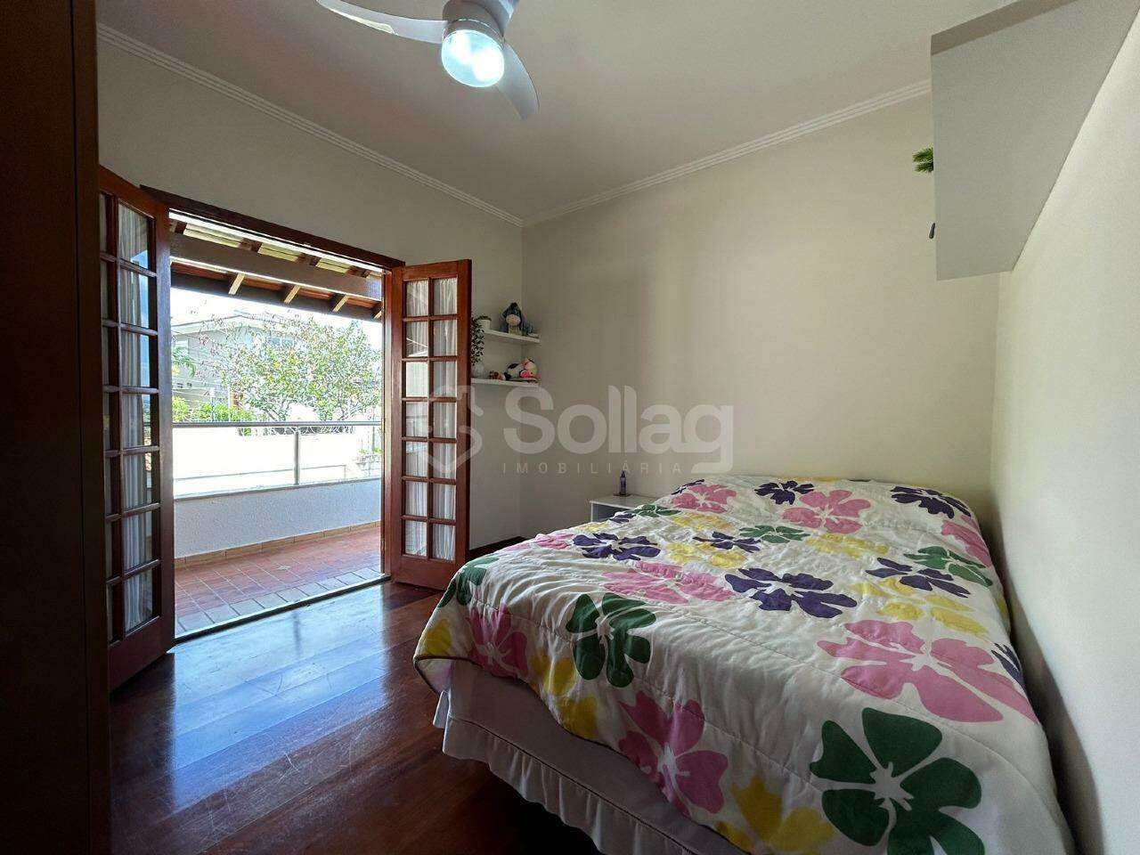 Casa em condomínio à venda no Condomínio Grape Village: