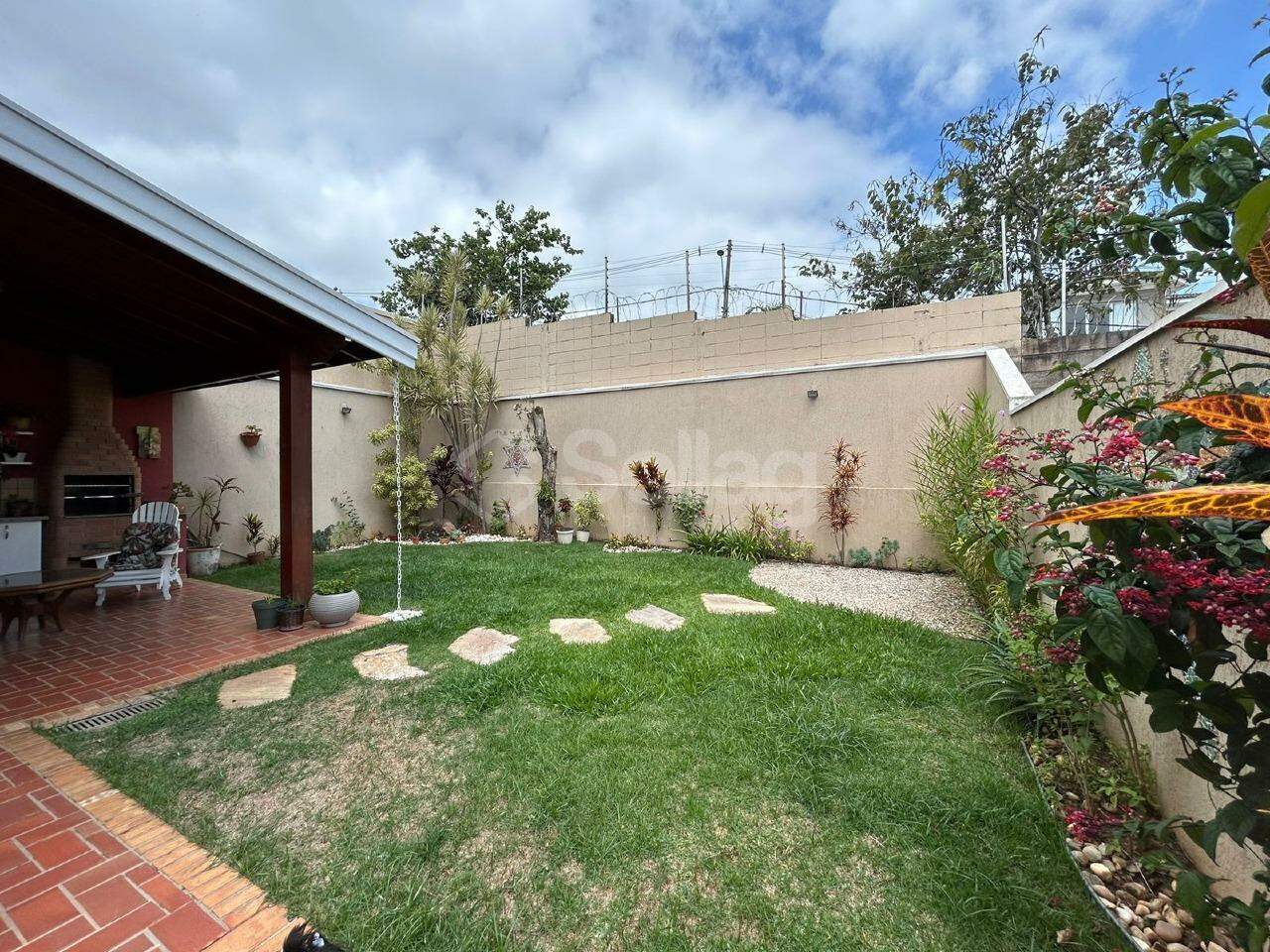Casa em condomínio à venda no Condomínio Grape Village: