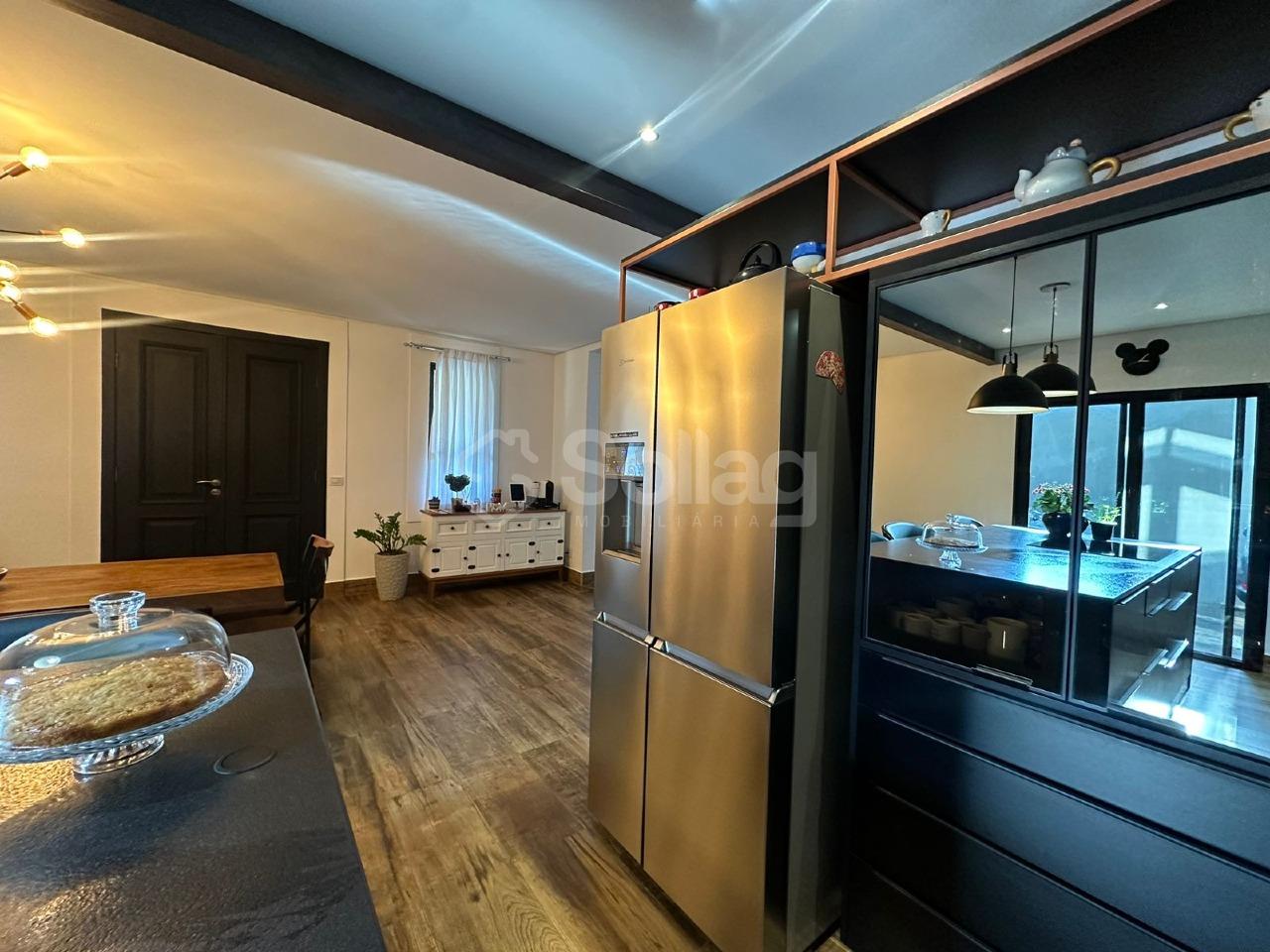 Casa em condomínio à venda no Condomínio Estância Marambaia: 