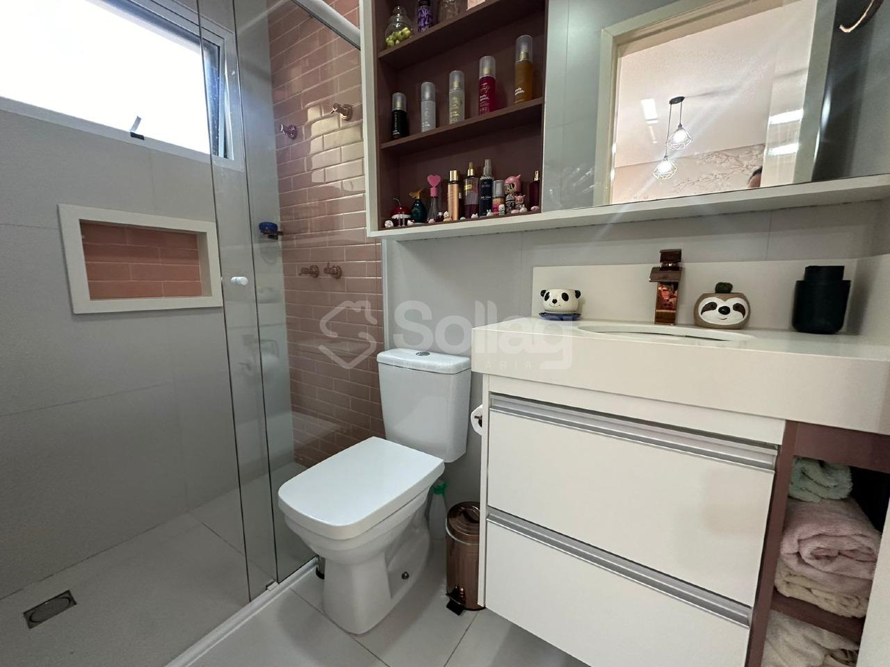 Casa em condomínio à venda no Condomínio Estância Marambaia: 