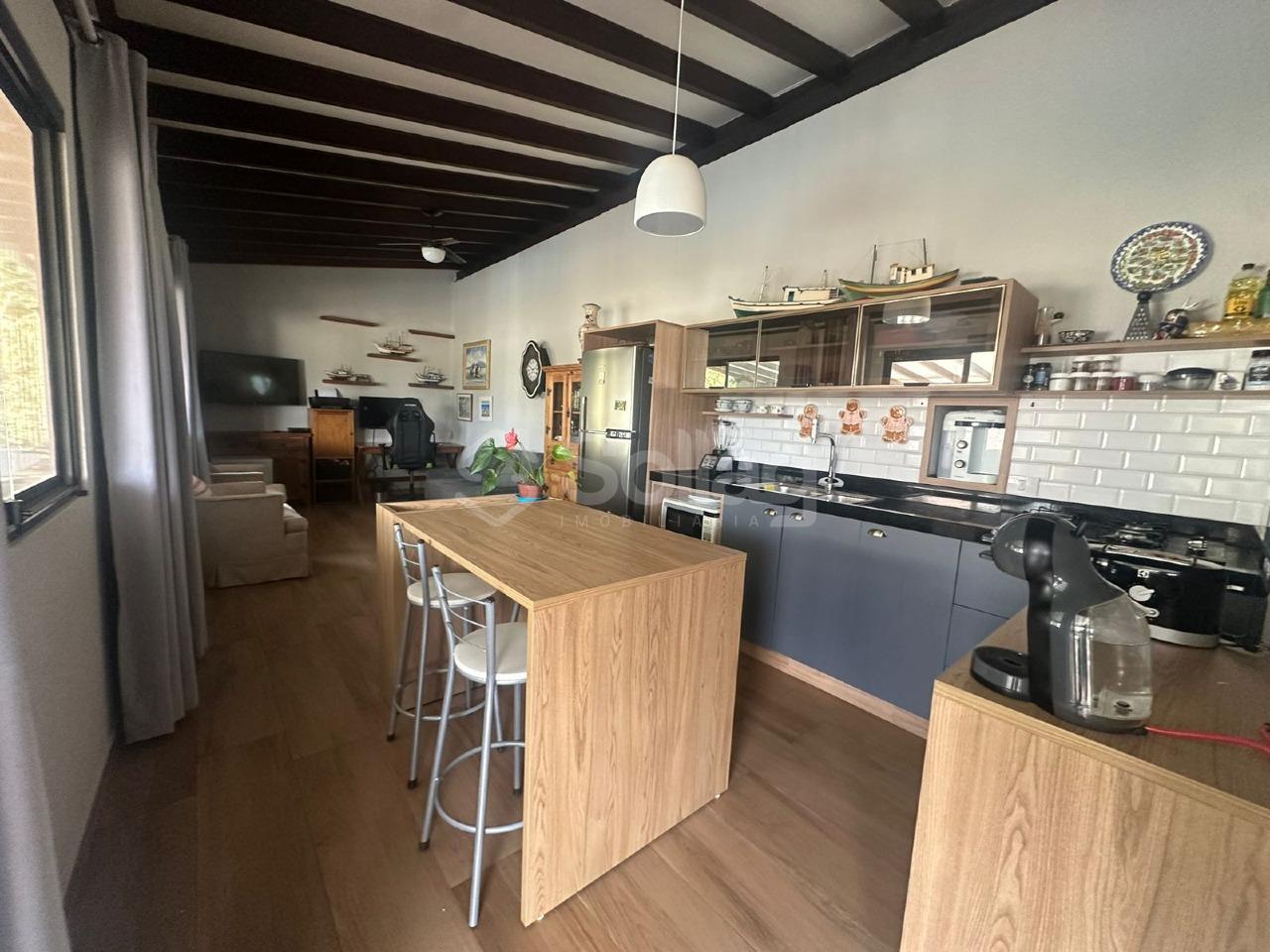 Casa em condomínio à venda no Condomínio Estância Marambaia: 