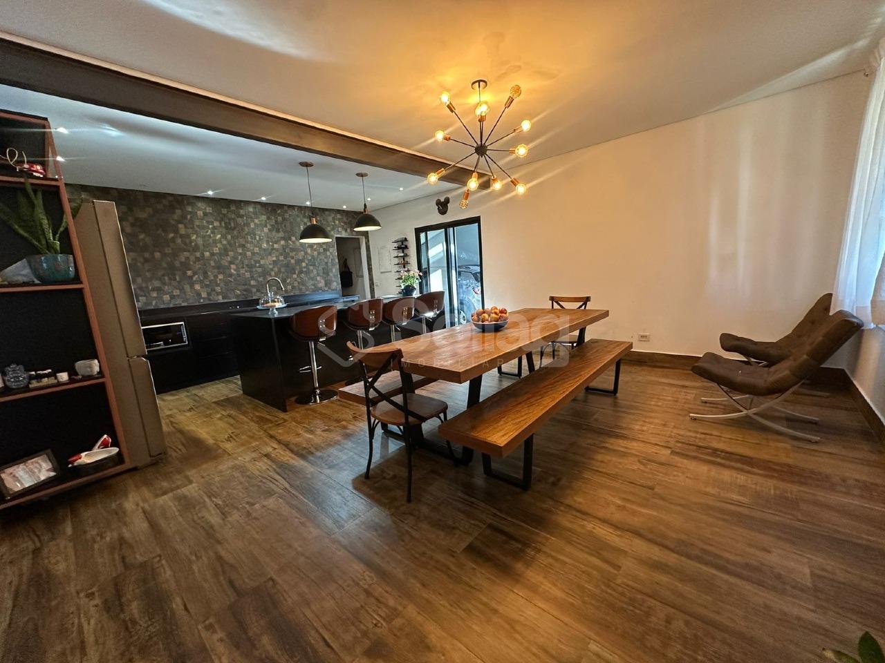 Casa em condomínio à venda no Condomínio Estância Marambaia: 