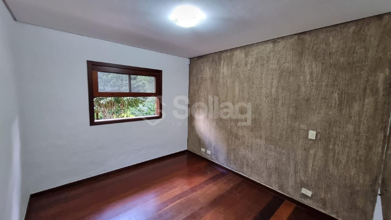 Casa em condomínio à venda no Condomínio Vale da Santa Fé: 