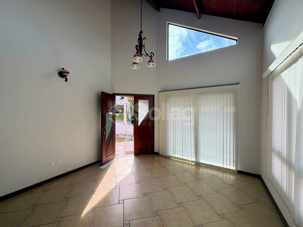 Casa em condomínio à venda no Condomínio Recanto dos Paturis: 