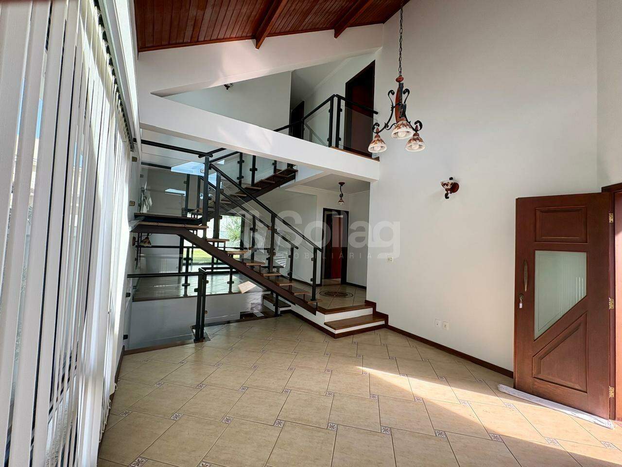 Casa em condomínio à venda no Condomínio Recanto dos Paturis: 