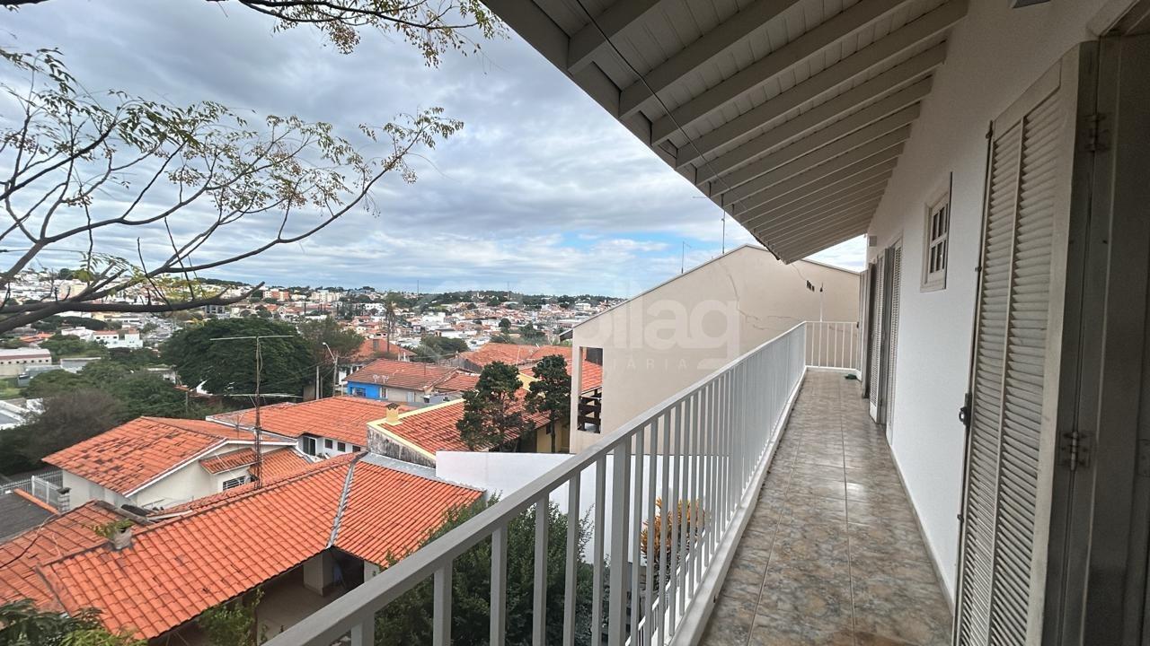 Casa à venda no Centro: 