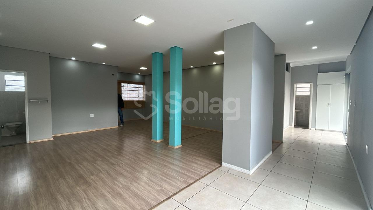 Casa à venda no Centro: 