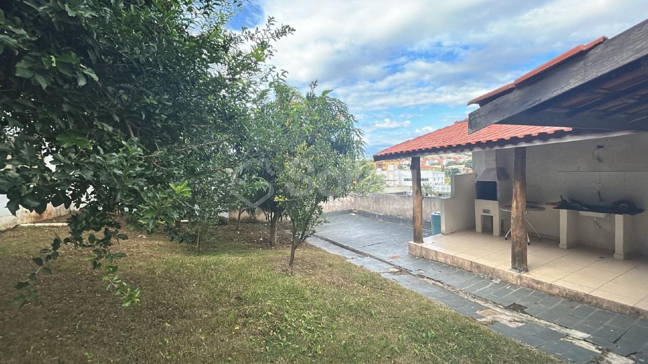 Casa à venda no Centro: 