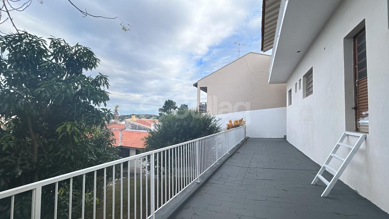 Casa à venda no Centro: 