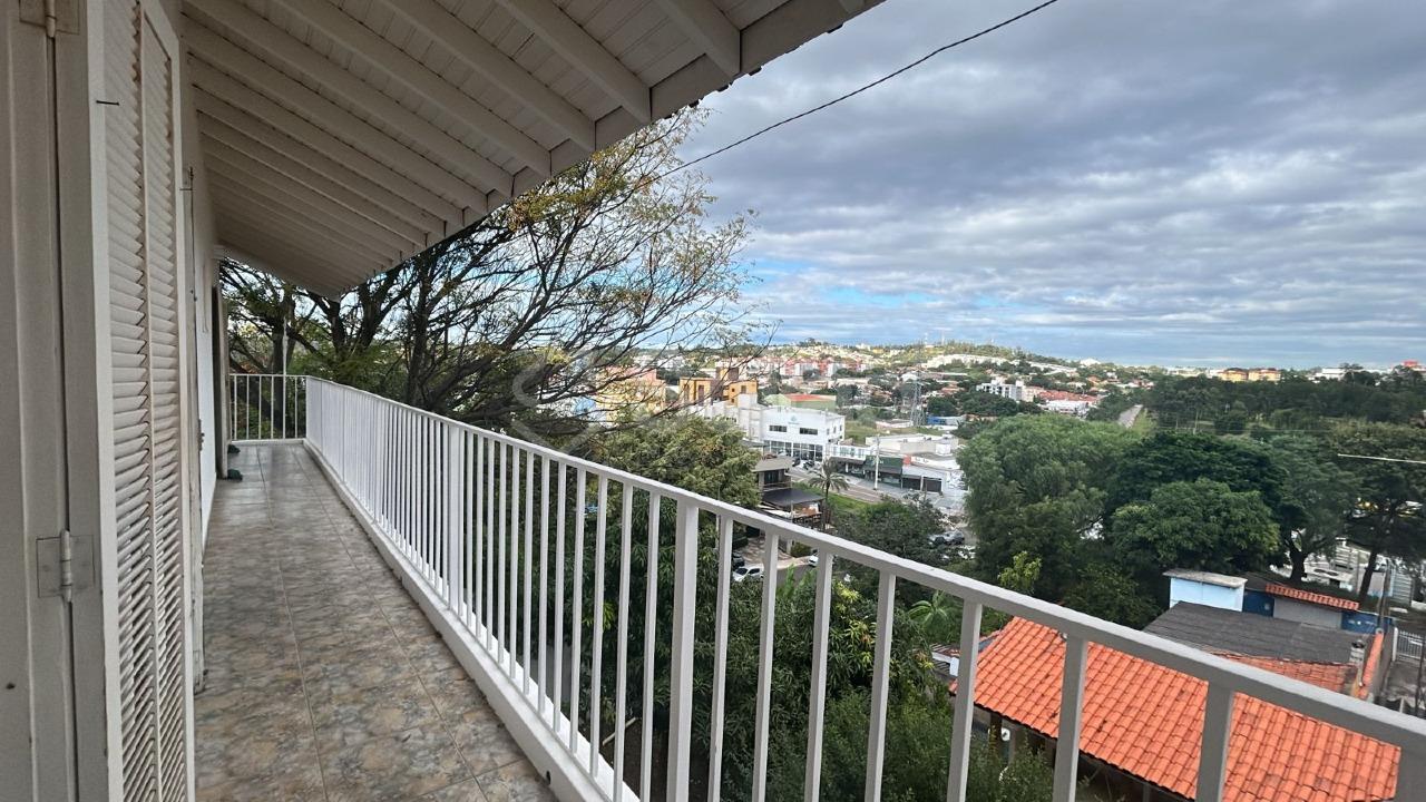 Casa à venda no Centro: 