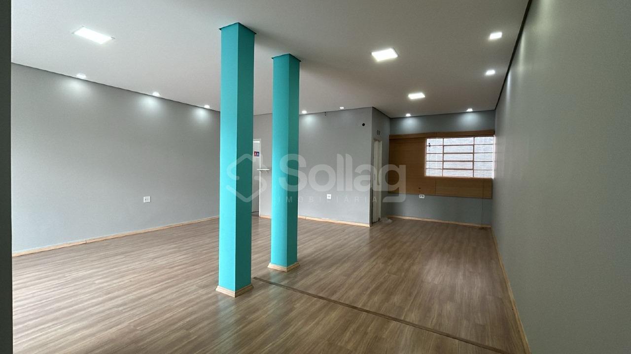 Casa à venda no Centro: 