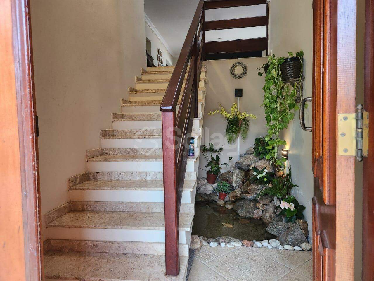 Casa em condomínio à venda no Condomínio Delle Stelle: 