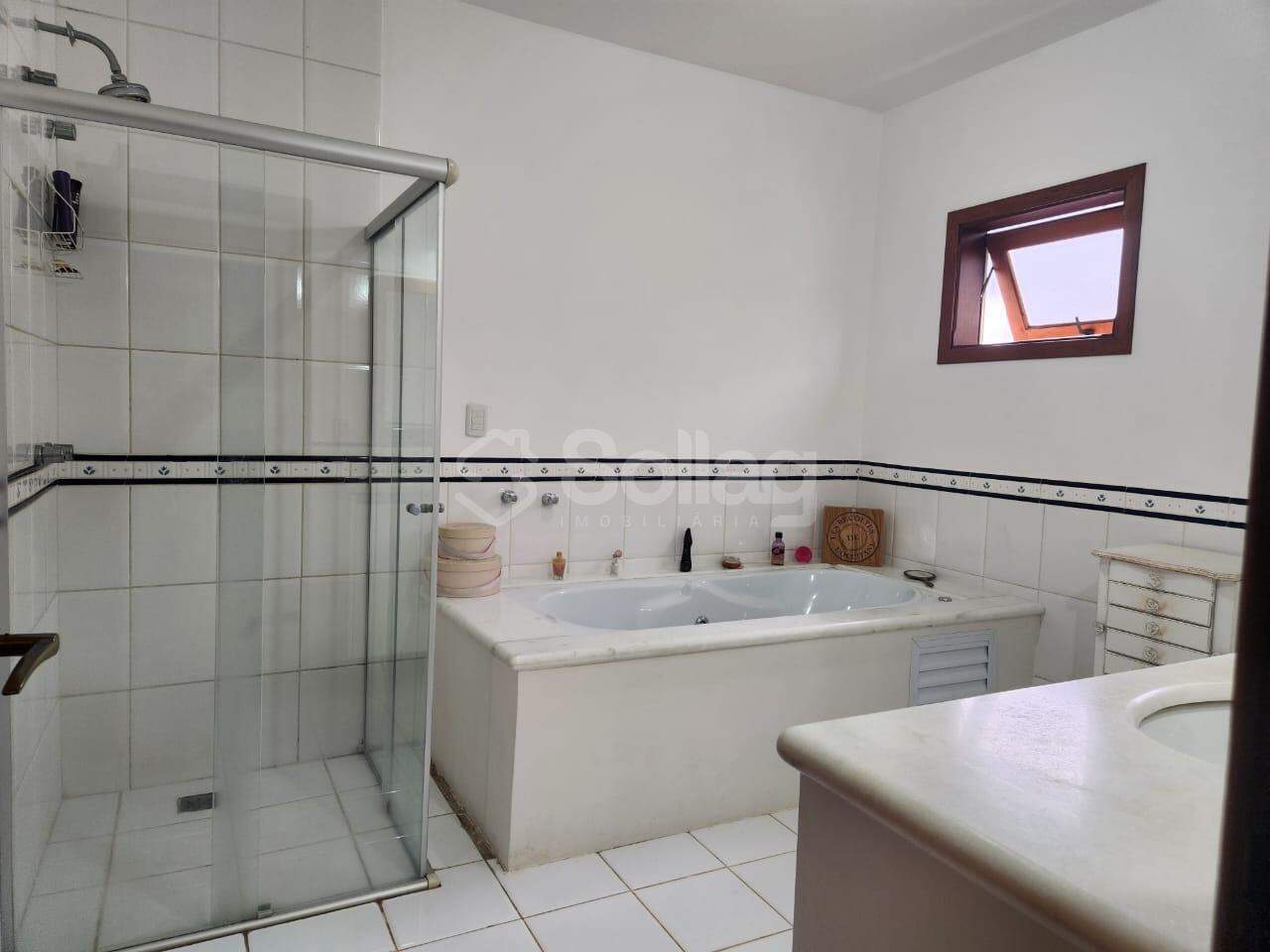 Casa em condomínio à venda no Condomínio Delle Stelle: 