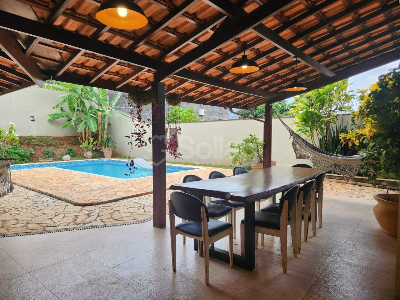 Casa em condomínio à venda no Condomínio Delle Stelle: